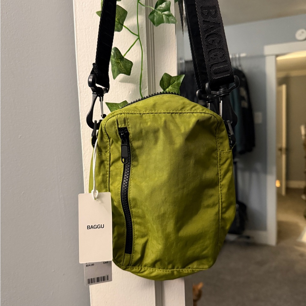 Baggu Sport Crossbody Bag